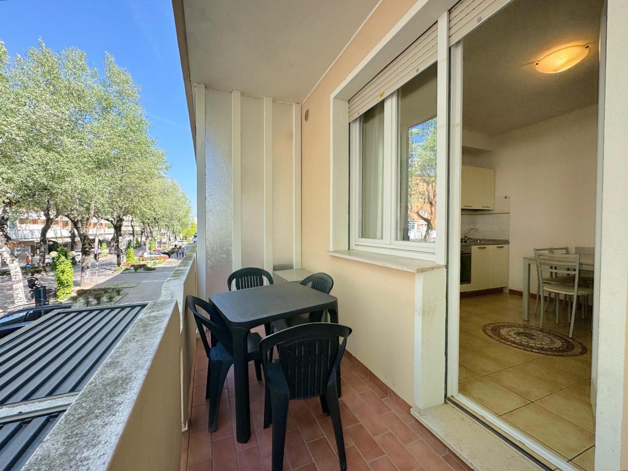 Condominio Bussola Bibione Exteriör bild